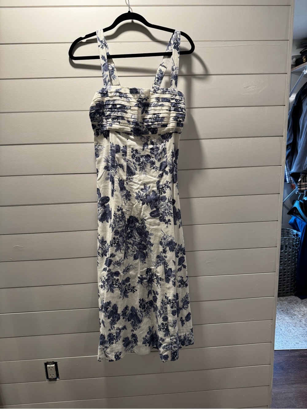 Abercrombie & Fitch White Midi Dress with Blue Floral Print